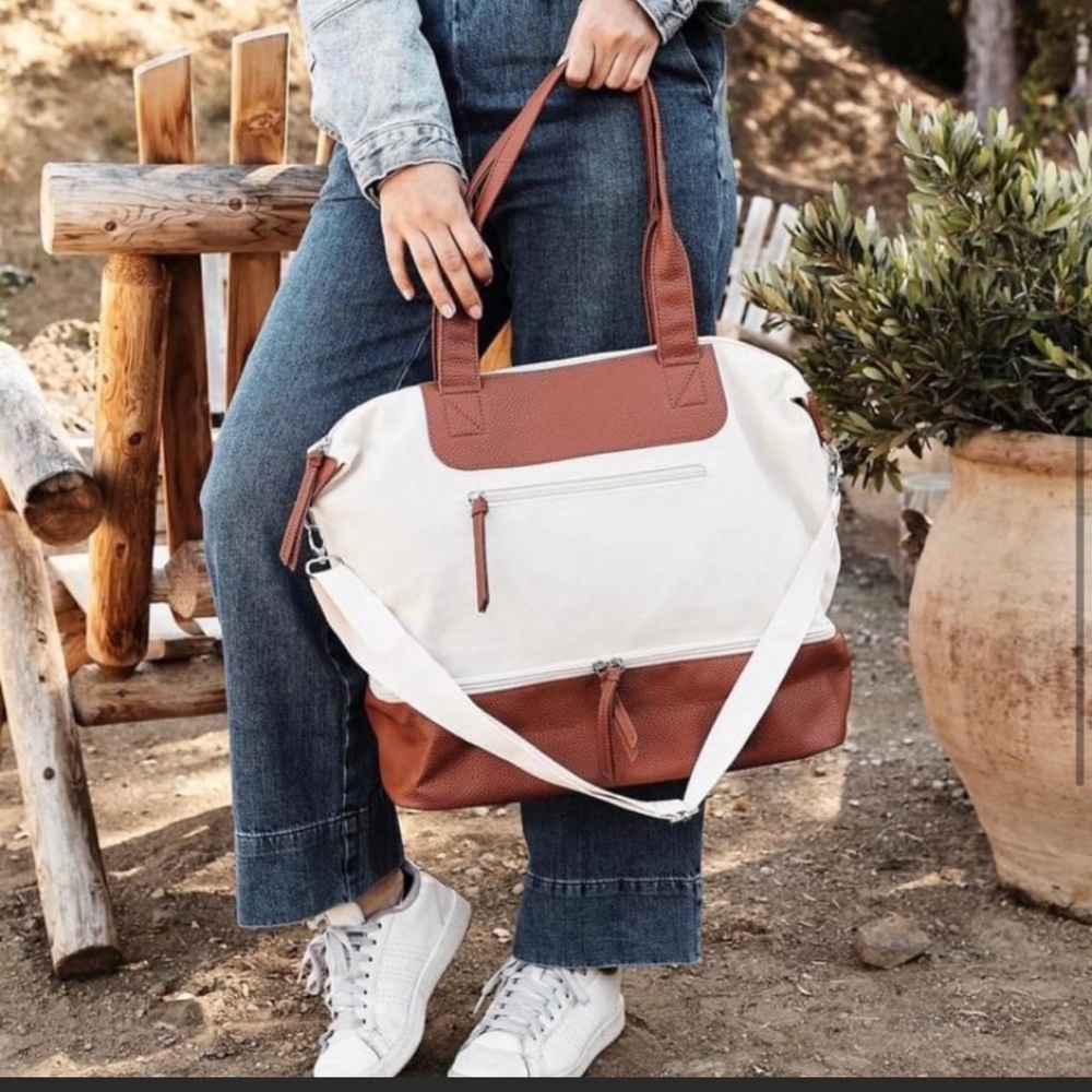 Graf Lantz 🌟New and Sealed in Original Packaging🌟 Weekender Tote